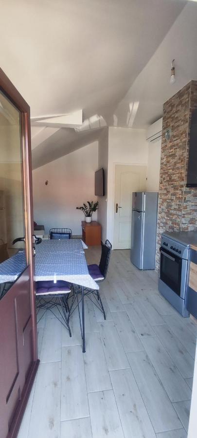Apartment Kovac تْشيرسيك نوفي المظهر الخارجي الصورة